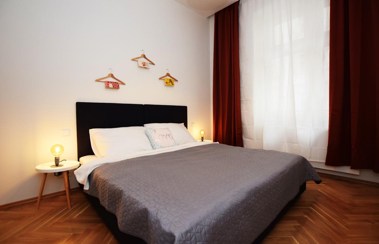 Rehorova Apartments Praha Pokoj fotografie